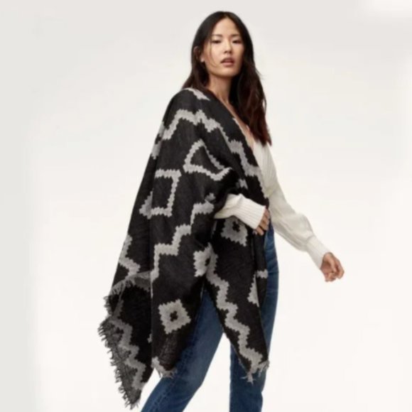 Wilfred Accessories - Wilfred Aritzia Black and Grey Mosaic Scarf